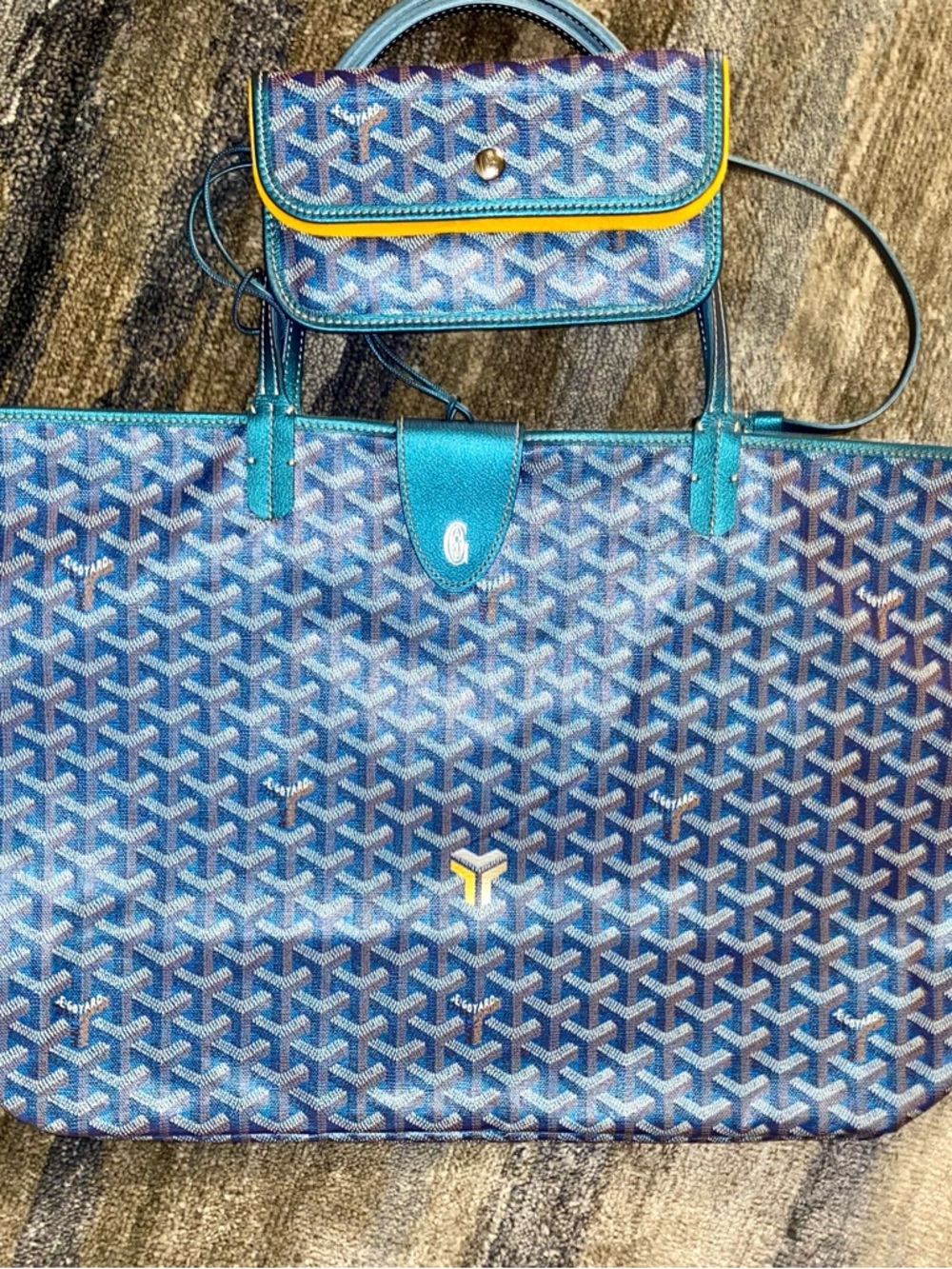 Limited Edition Goyard St. Louis GM PEARLY BLUE